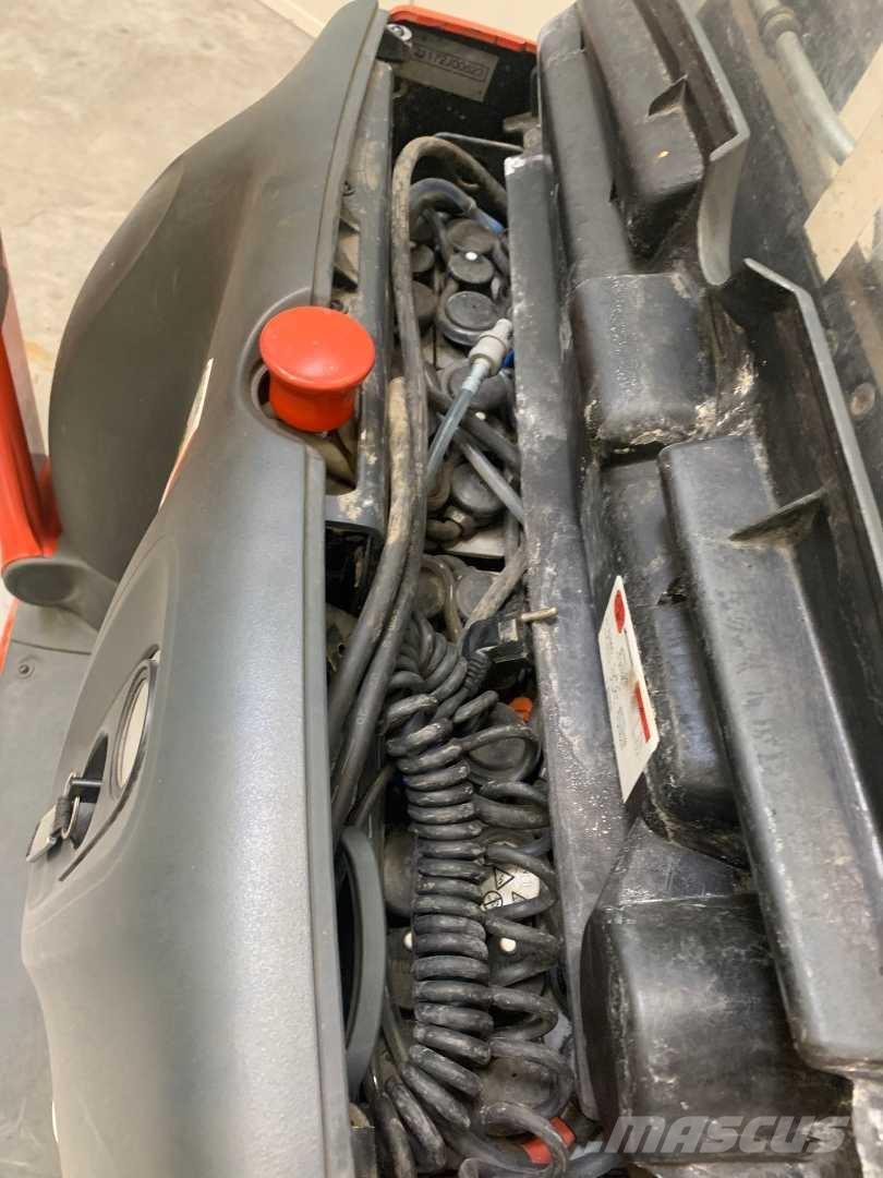 Linde L10 Platvormiga virnastajad