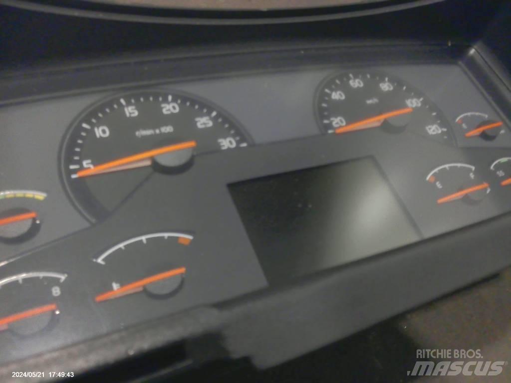 Volvo FH 480 Elektroonikaseadmed