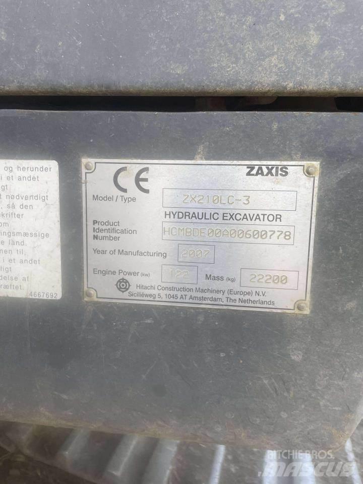 Hitachi ZX210 Roomikekskavaatorid