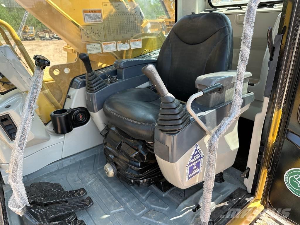 CAT 330 C Roomikekskavaatorid