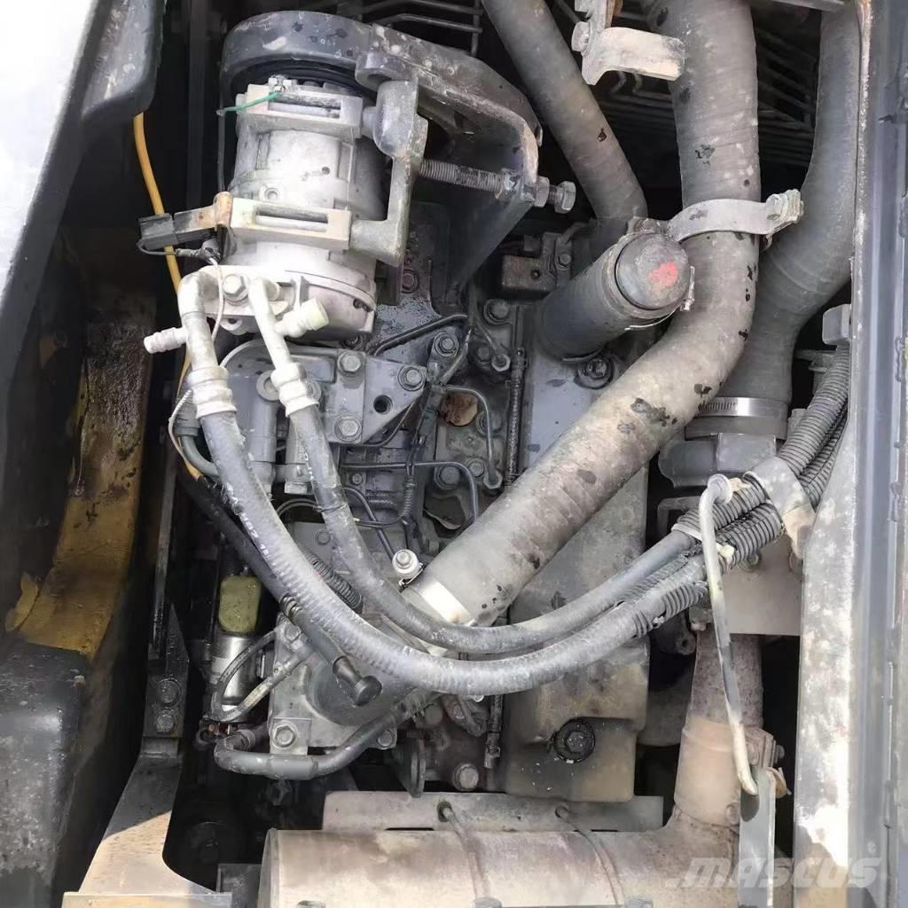 Komatsu PC 138 US Väikeekskavaatorid 7t-12t