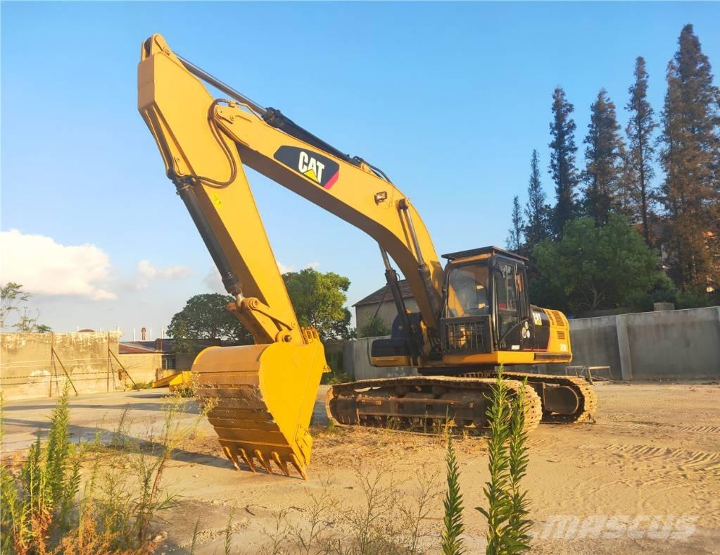 CAT 325D Roomikekskavaatorid