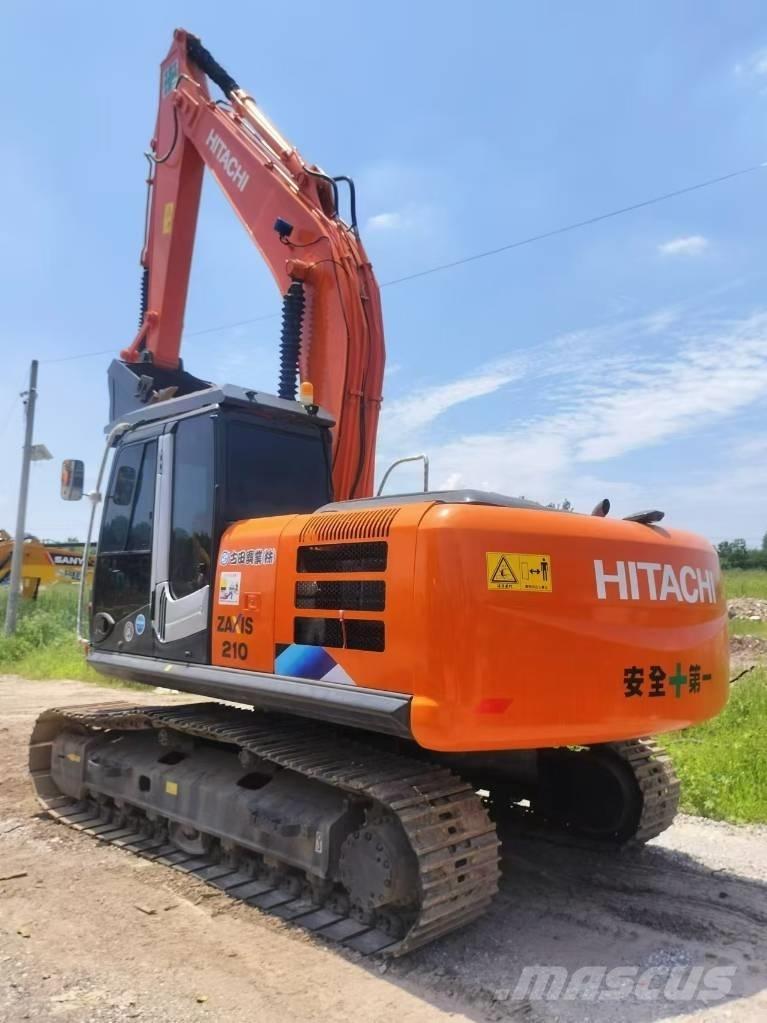 Hitachi ZX 210 Roomikekskavaatorid