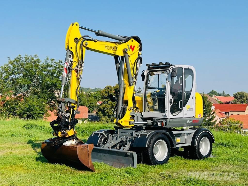 Wacker Neuson EW 100 Ratasekskavaatorid