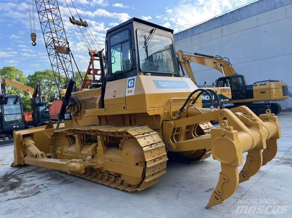 CAT D7G Buldooserid