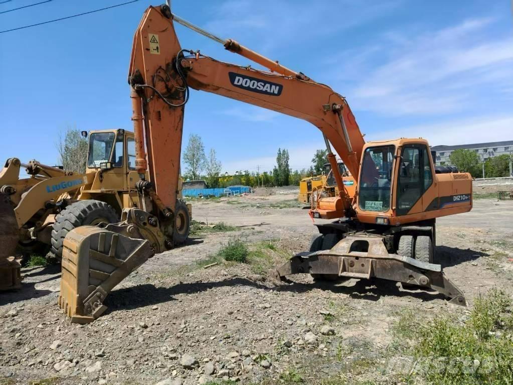 Doosan DH210W-7 Ratasekskavaatorid