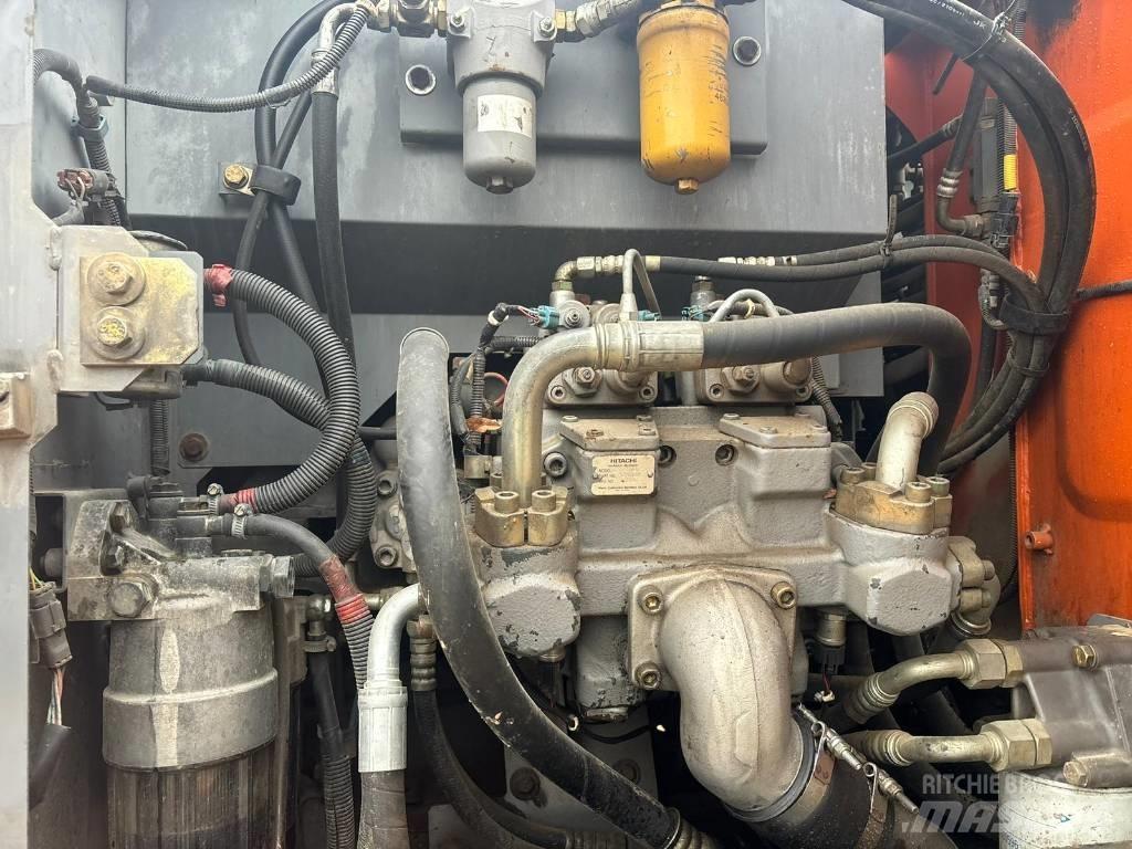 Hitachi ZX 140 W-3 Ratasekskavaatorid