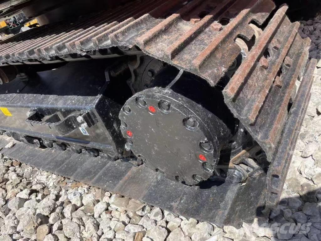 Hitachi ZX 120 Roomikekskavaatorid