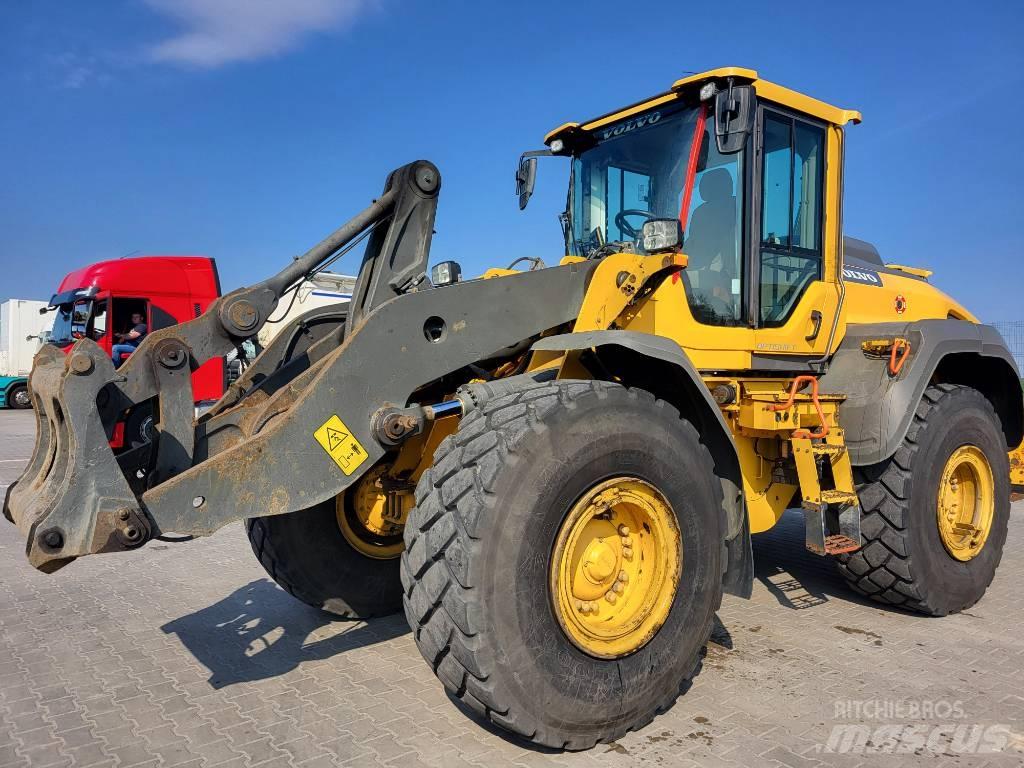 Volvo L 120 H Rataslaadurid