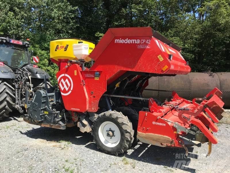 Miedema CP42 P 75H Kartulipanemismasinad