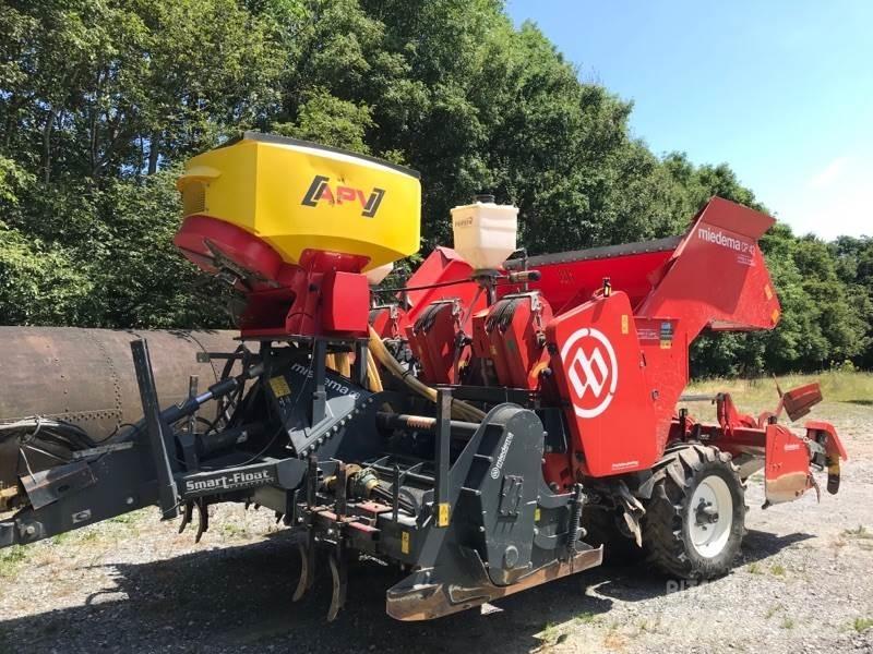 Miedema CP42 P 75H Kartulipanemismasinad