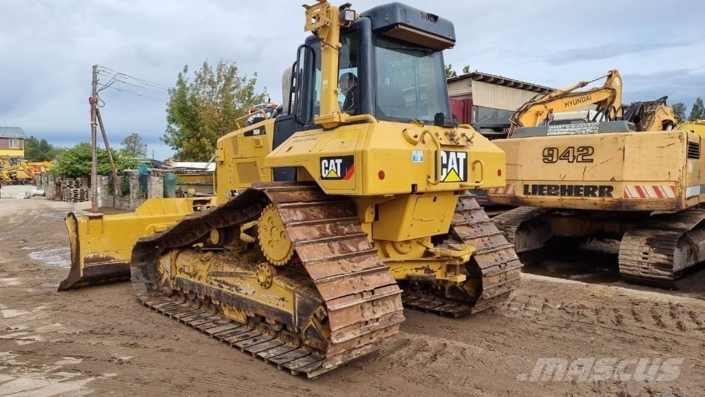 CAT D 6 N LGP Buldooserid