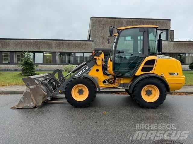 Volvo L 25 F Rataslaadurid