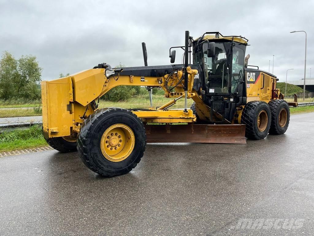 CAT 140M Greiderid