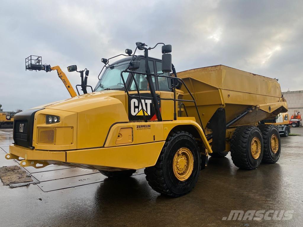 CAT 725C2 NVT Liigendraamiga pinnaseveokid