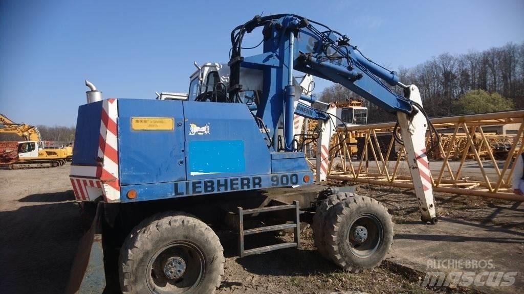 Liebherr A900-C Ratasekskavaatorid