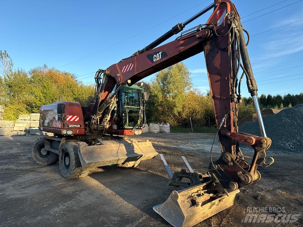 CAT 313 D Ratasekskavaatorid