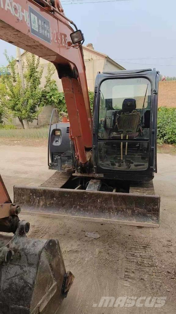 Hitachi zaxis60 Roomikekskavaatorid