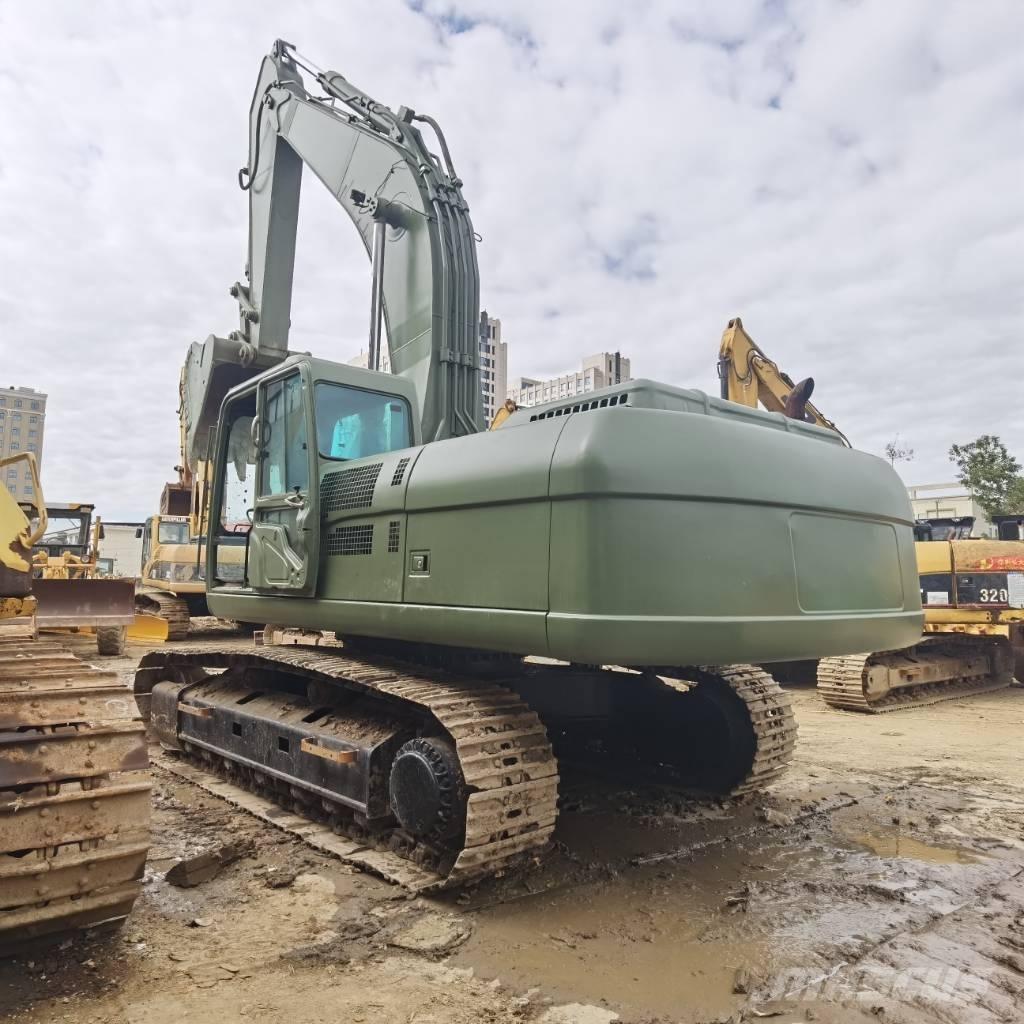 CAT 330 C Roomikekskavaatorid