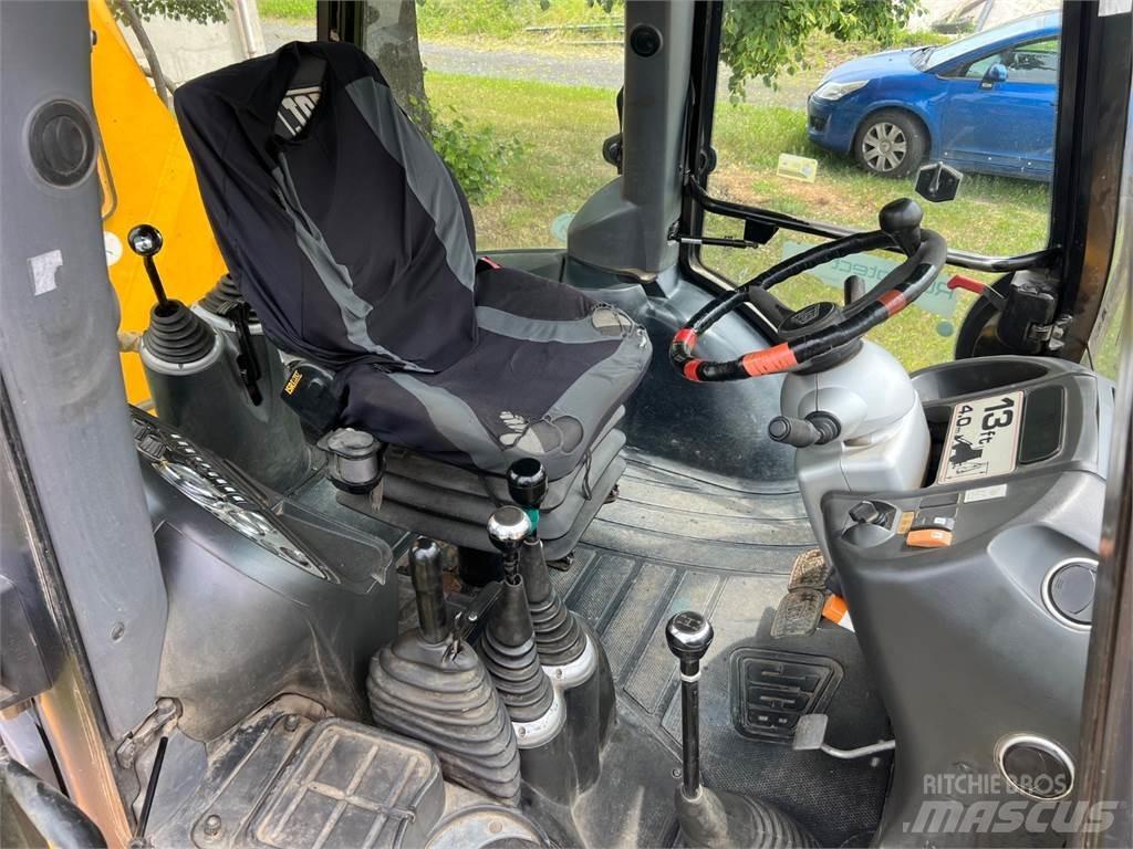JCB 3CX 4X4 Muu