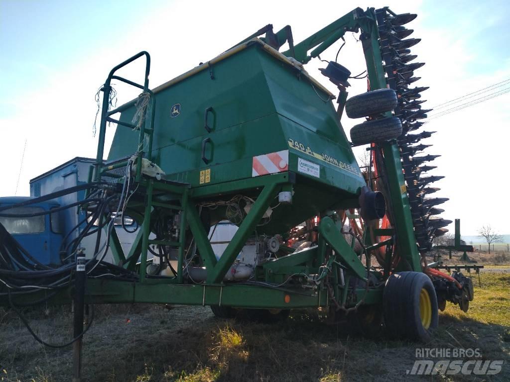 John Deere 740 A 9m Külvikud