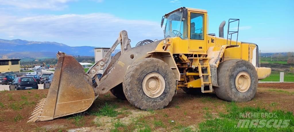 Volvo L 220 E Rataslaadurid