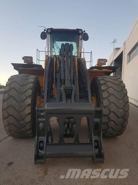 Volvo L220E Rataslaadurid