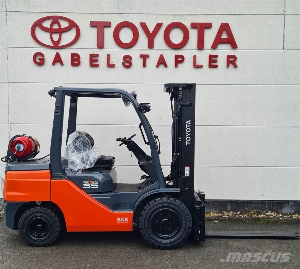 Toyota 02-8FGJF35 Gaasitõstukid