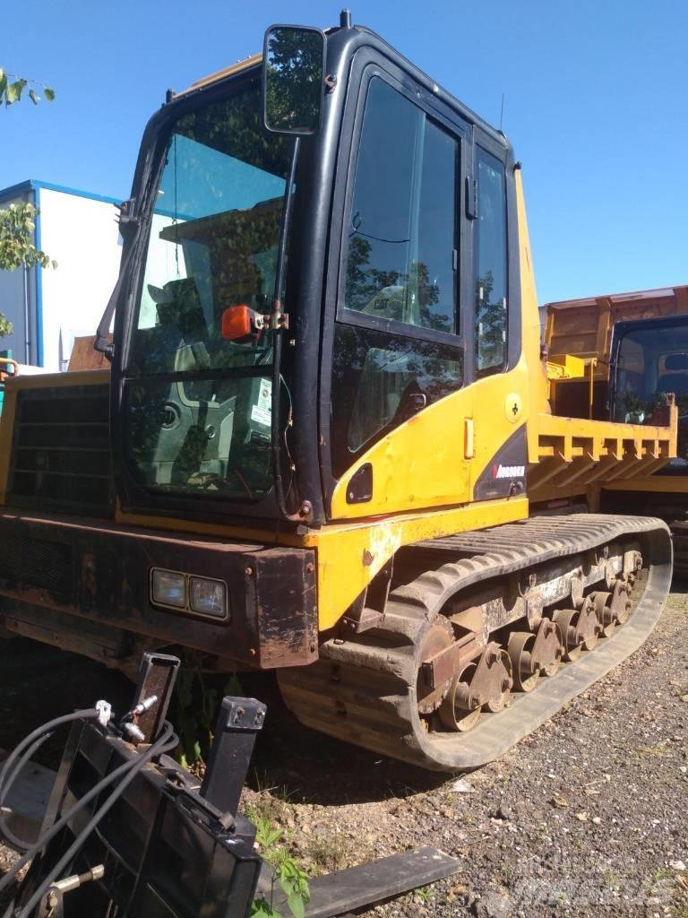 Morooka MST 2200 V D Roomikkallurid