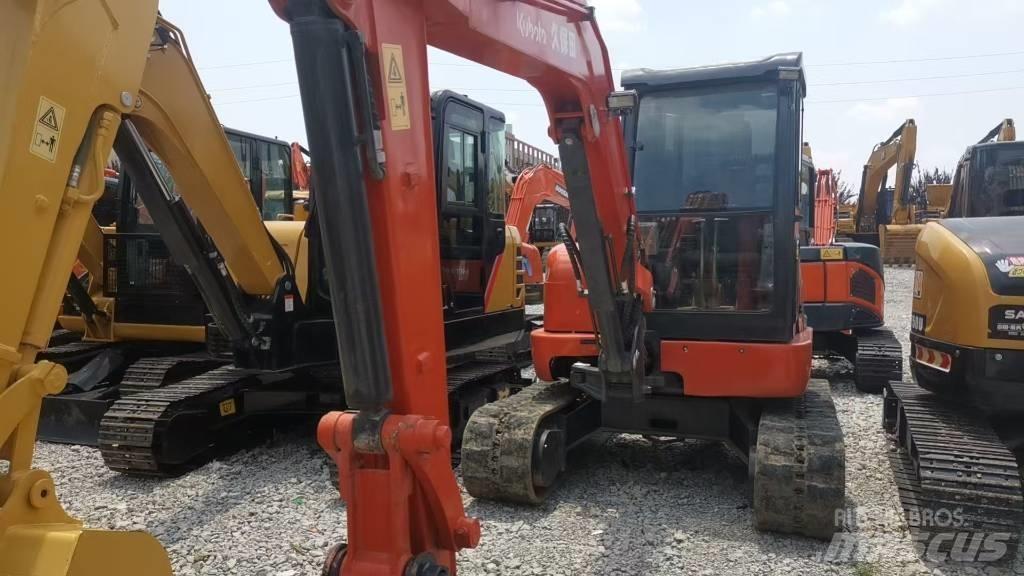 Kubota KX 155 Roomikekskavaatorid