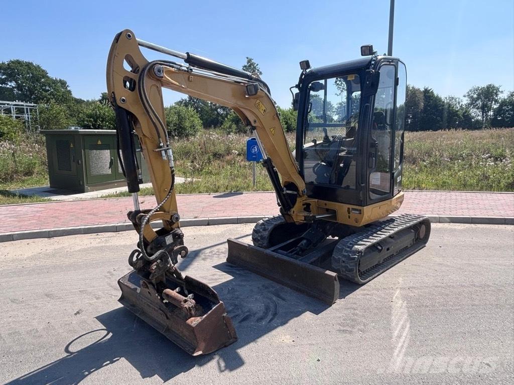 CAT 302.7D Miniekskavaatorid < 7 t