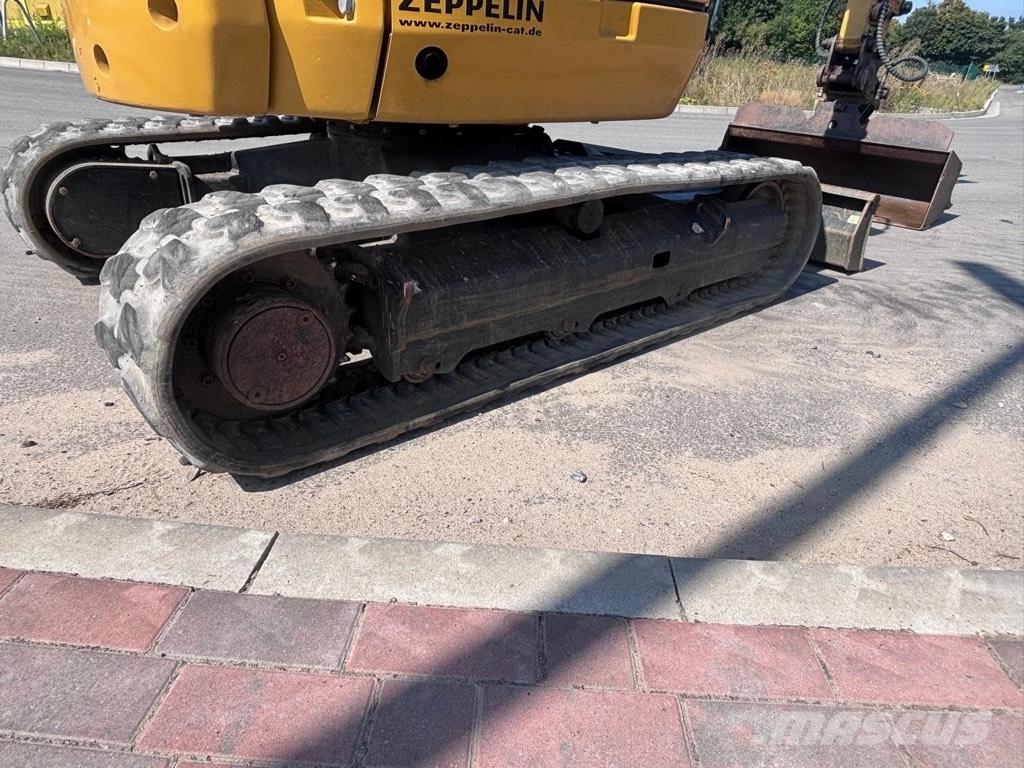 CAT 302.7D Miniekskavaatorid < 7 t