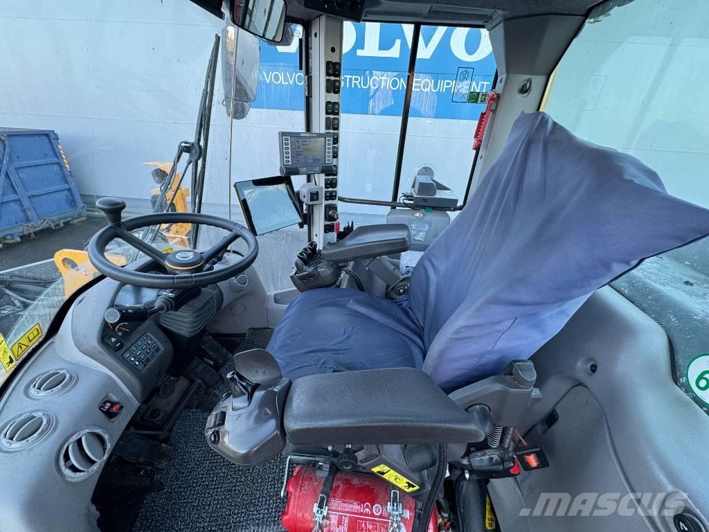 Volvo L 120 H Rataslaadurid