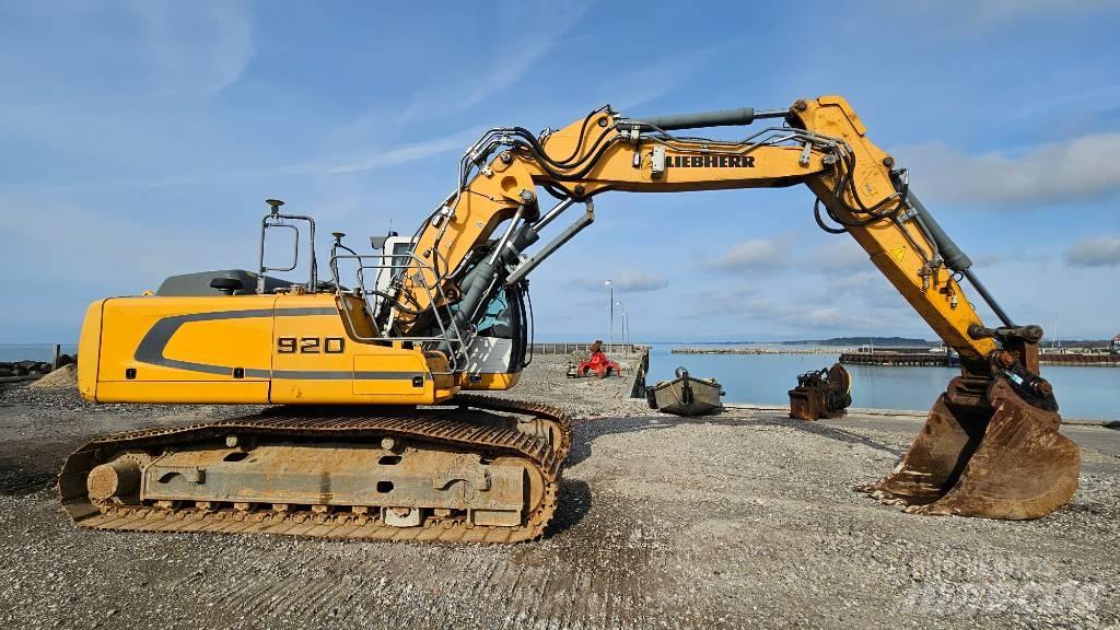 Liebherr R 920 LC Roomikekskavaatorid