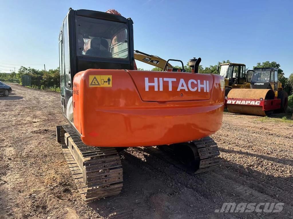 Hitachi ZX70 Väikeekskavaatorid 7t-12t