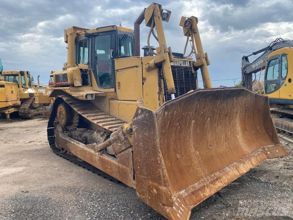 CAT D 7 R Buldooserid