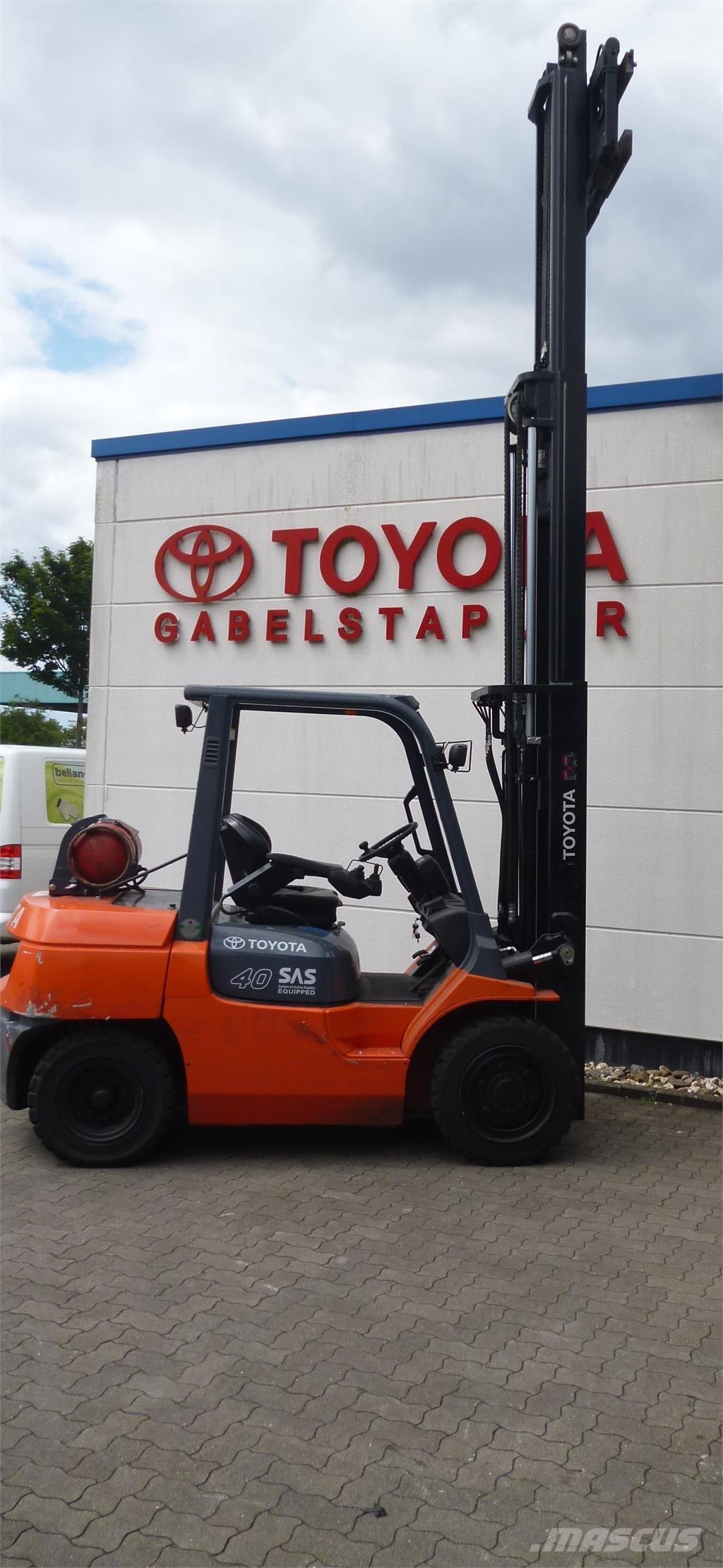 Toyota 02-7FG35 Gaasitõstukid