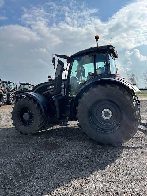 Valtra T 235 D Traktorid