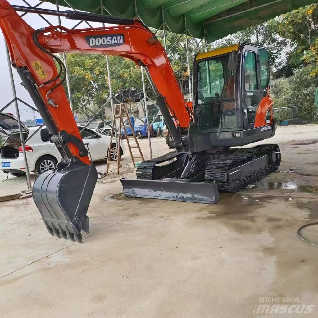 Doosan DX 60-9 C Roomikekskavaatorid