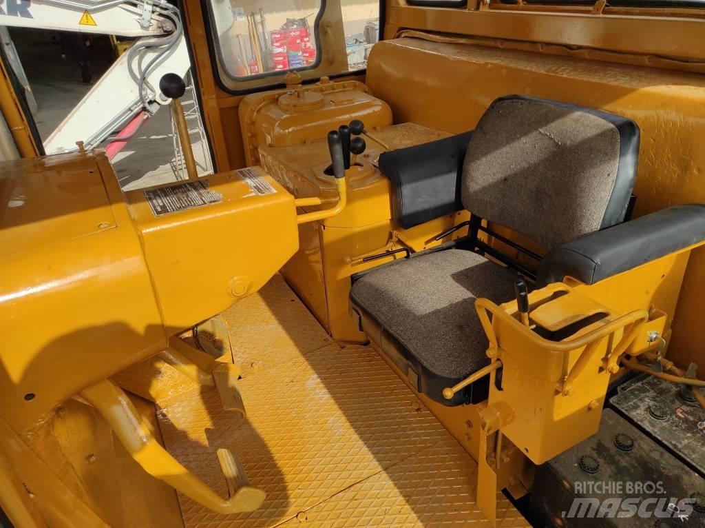 CAT D 9 H Buldooserid