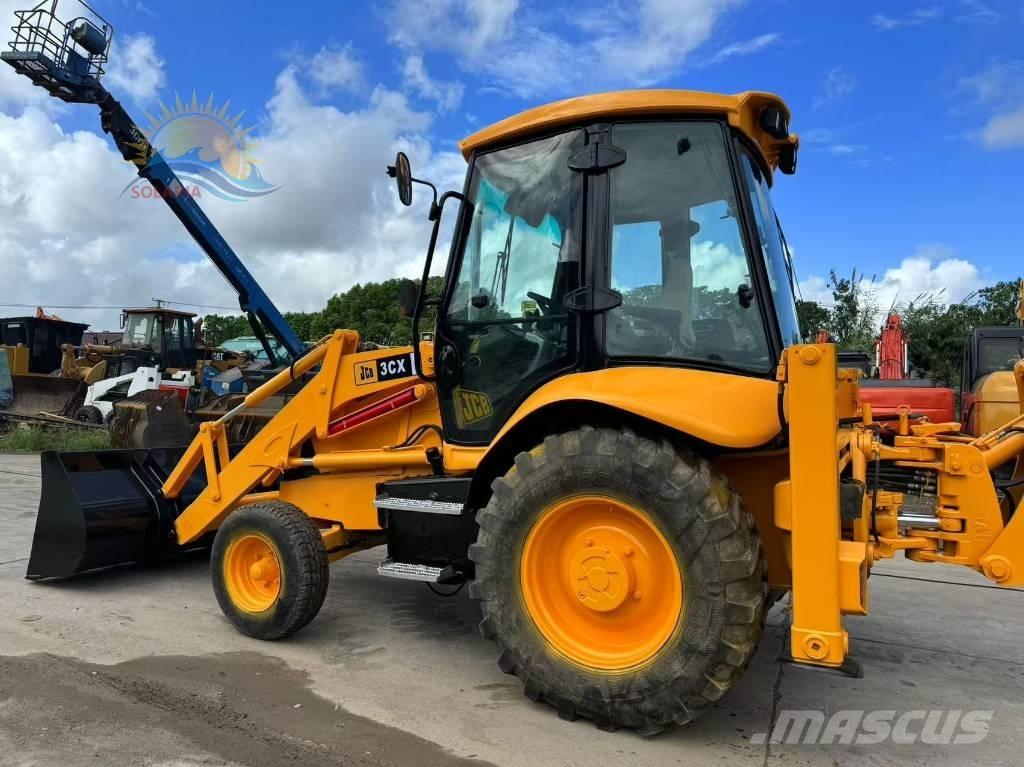 JCB 3 CX Ekskavaatorlaadurid