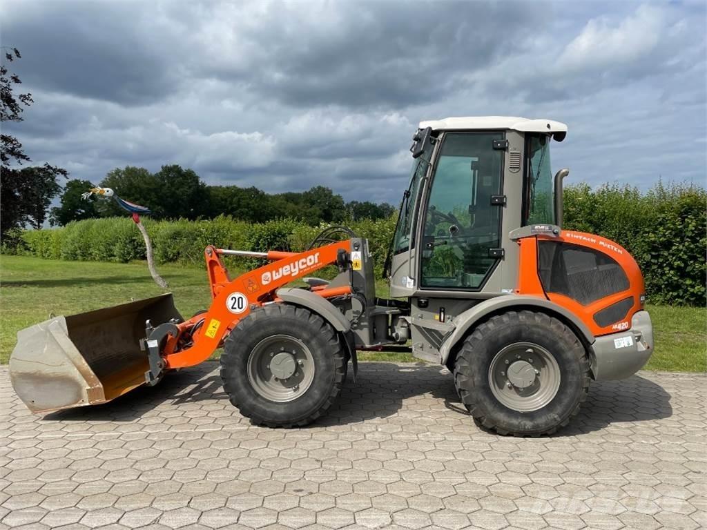 Atlas AR420 Rataslaadurid