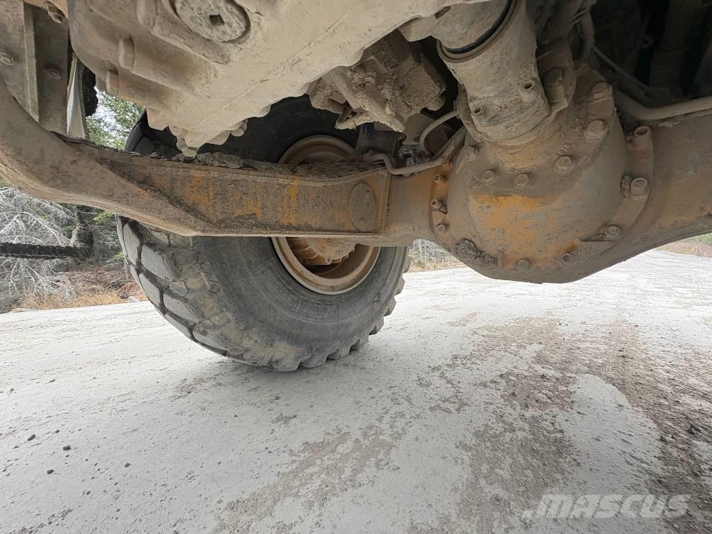 Volvo A 30 G Liigendraamiga pinnaseveokid