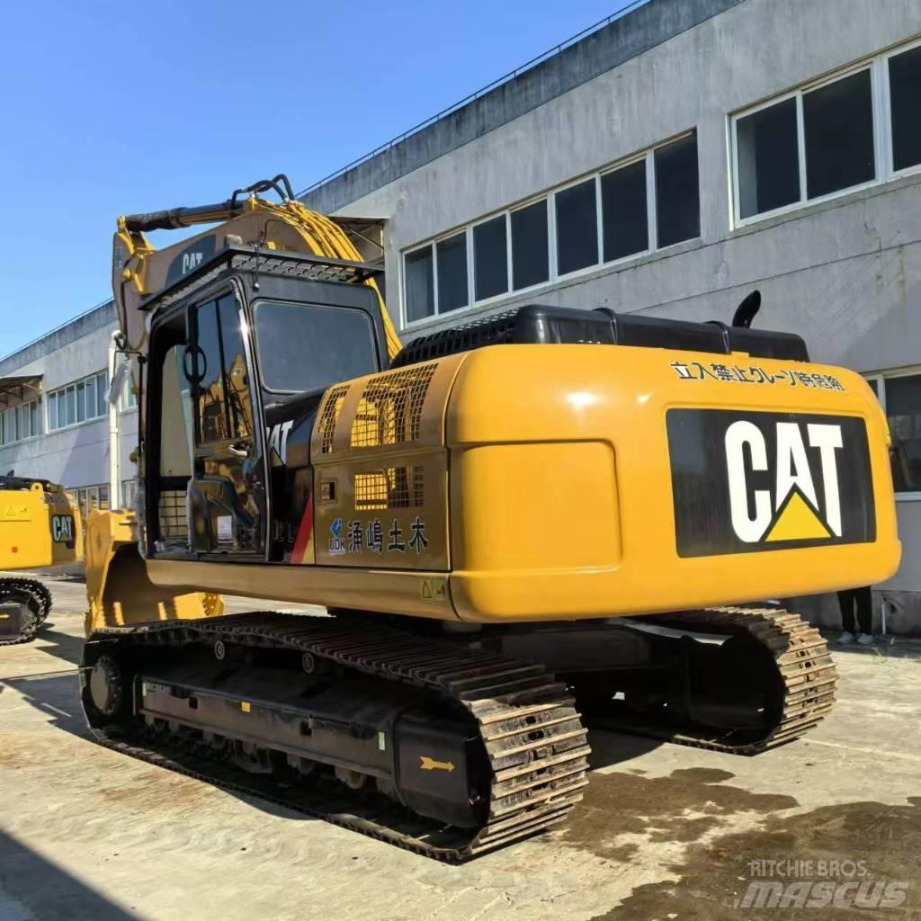 CAT 330D Roomikekskavaatorid