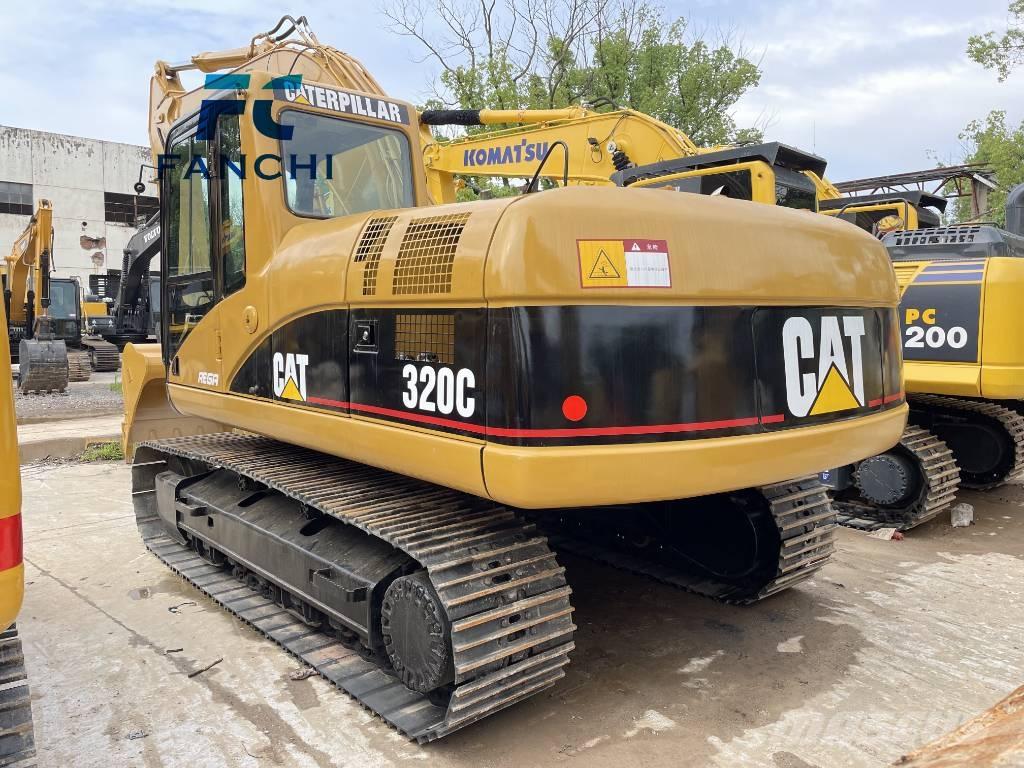 CAT 320 C Roomikekskavaatorid