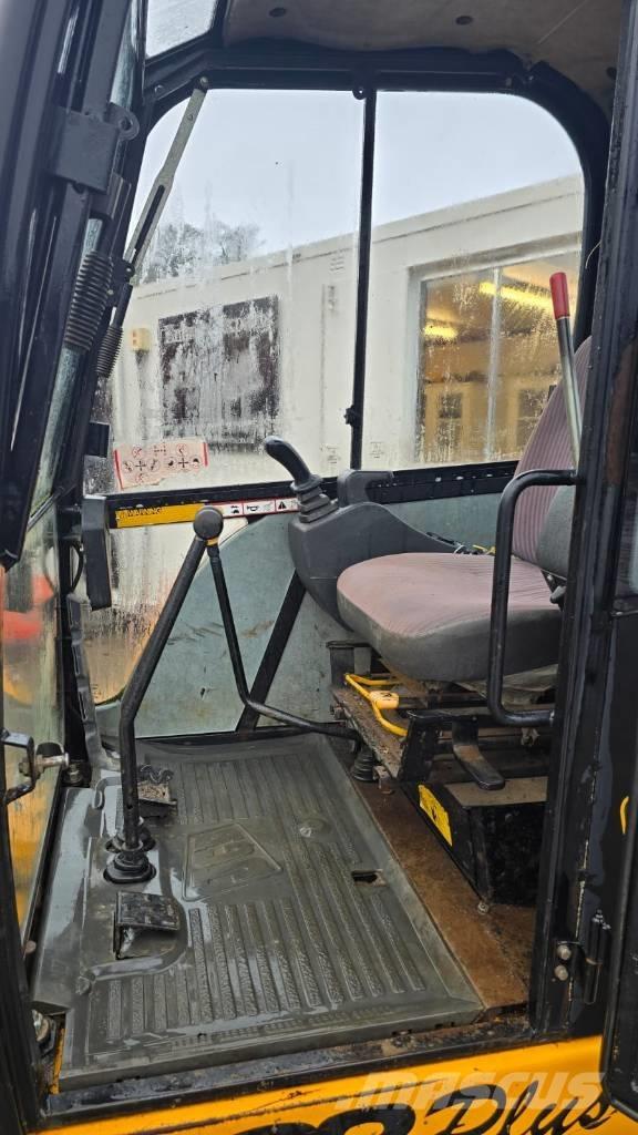 JCB 803 Miniekskavaatorid < 7 t