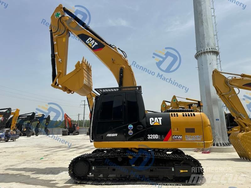 CAT CAT320D2L Roomikekskavaatorid
