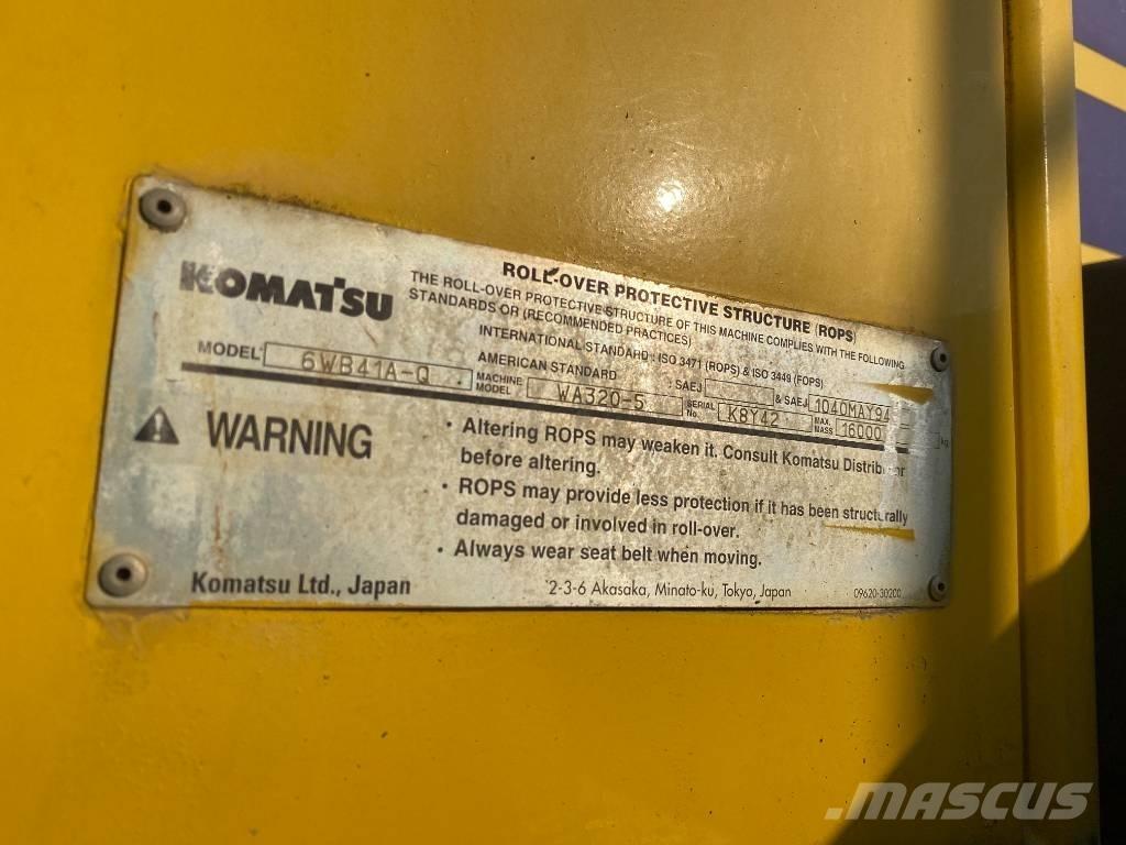Komatsu WA 320-5 Rataslaadurid