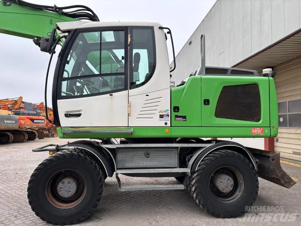 Liebherr A 918 Ratasekskavaatorid