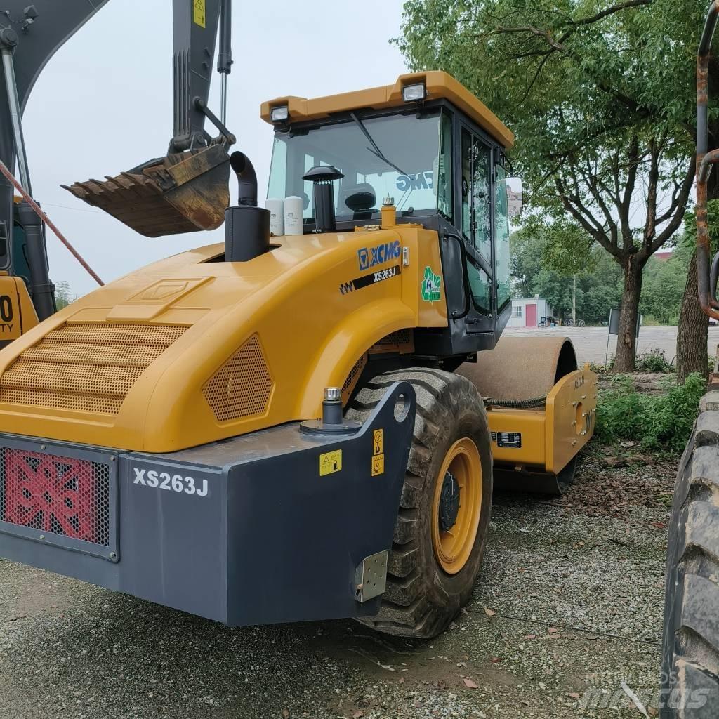 XCMG XS 263 J Ühe trumliga rullid